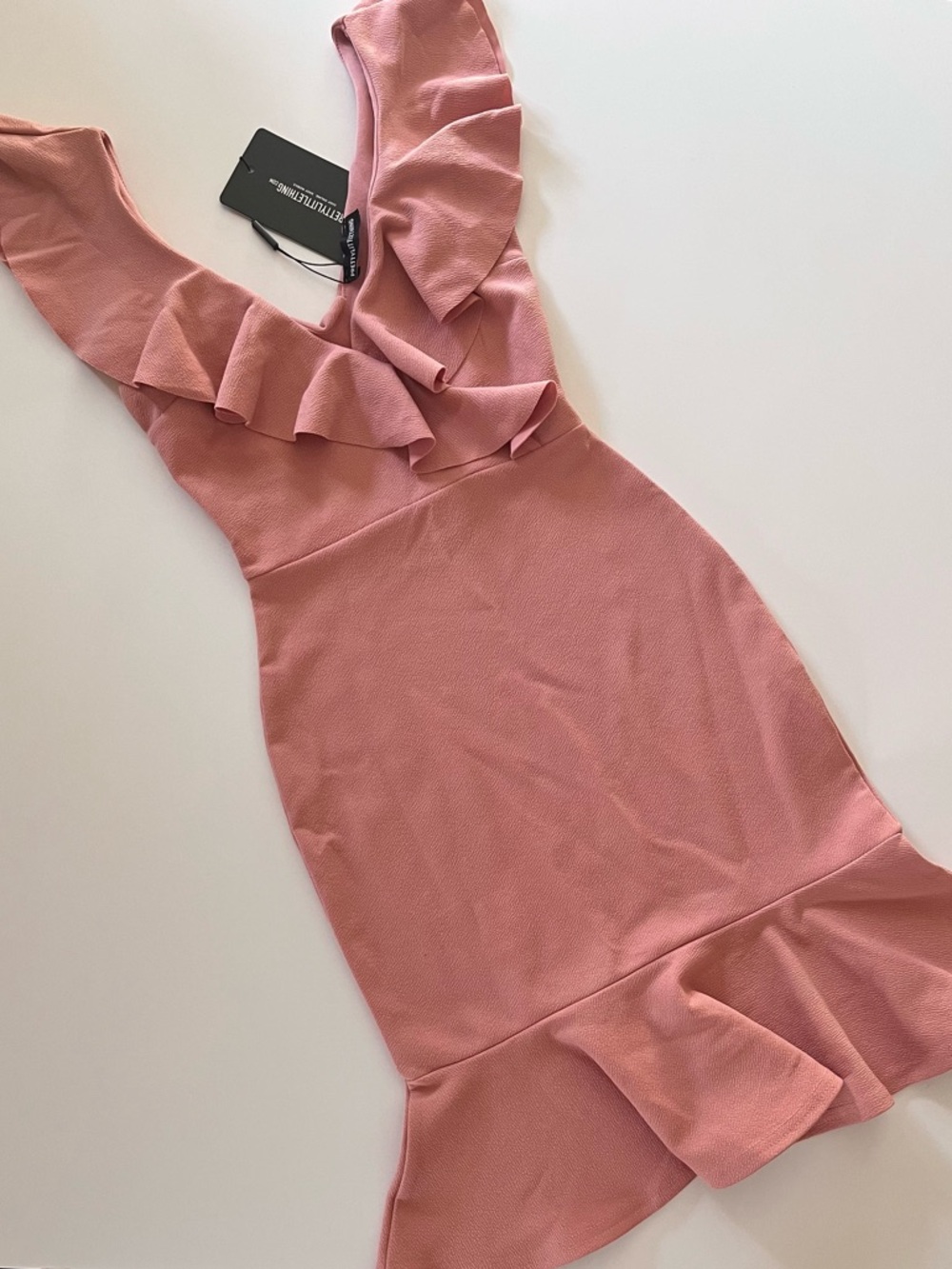 PrettyLittleThing Dusky Pink Ruffle Bodycon Mini Dress NWT Size 2